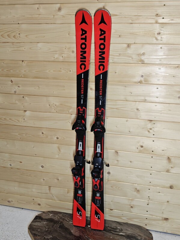 LYŽE ATOMIC REDSTER S7 149CM